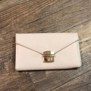 FOREVER 21 CREAM BUCKLE CLUTCH/ WALLET